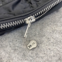 ショルダーバッグのスライダー交換修理